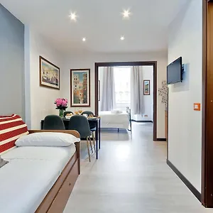  Apartment 4bnb - Cavour Square Italy